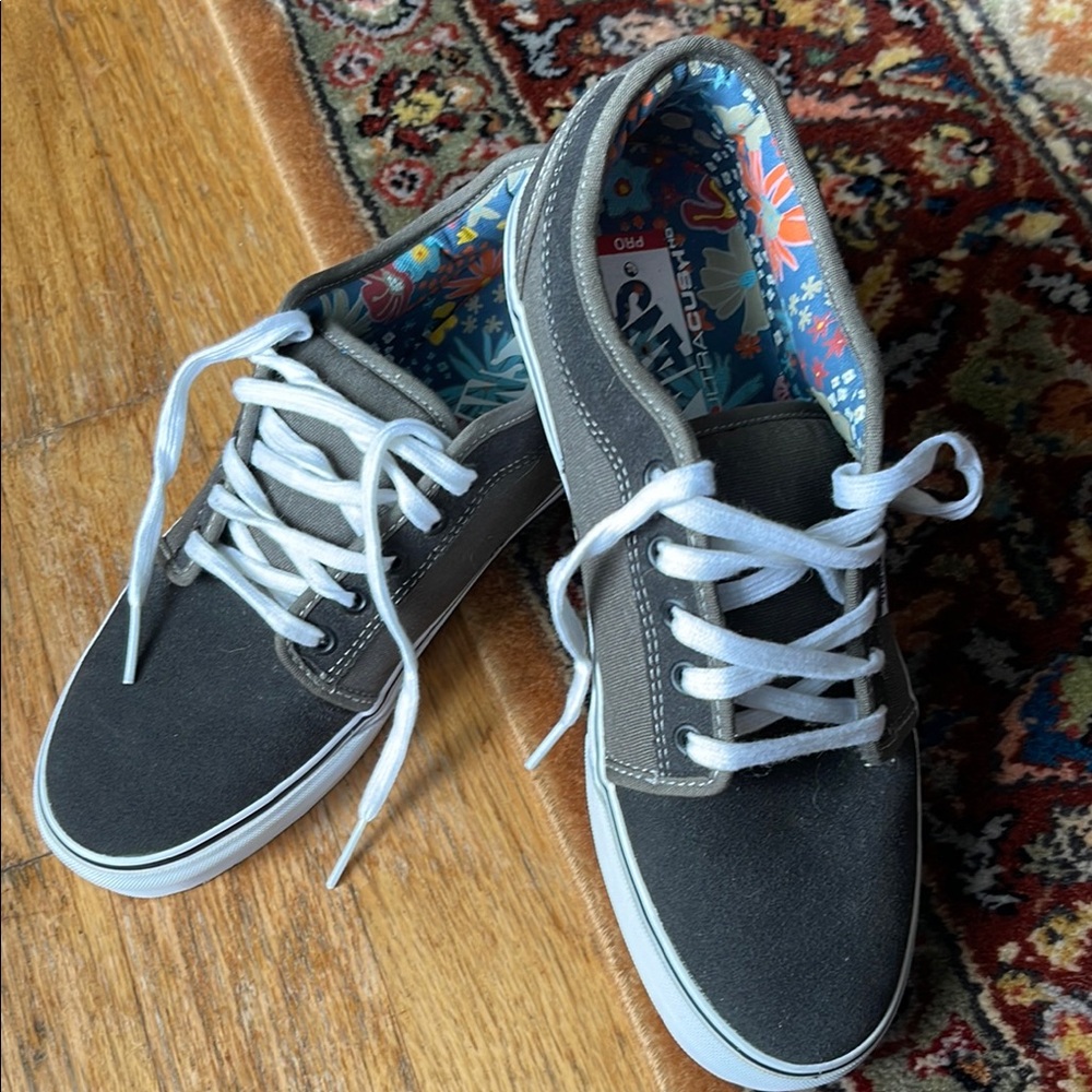 Vans Ultra Cush Pro size 9